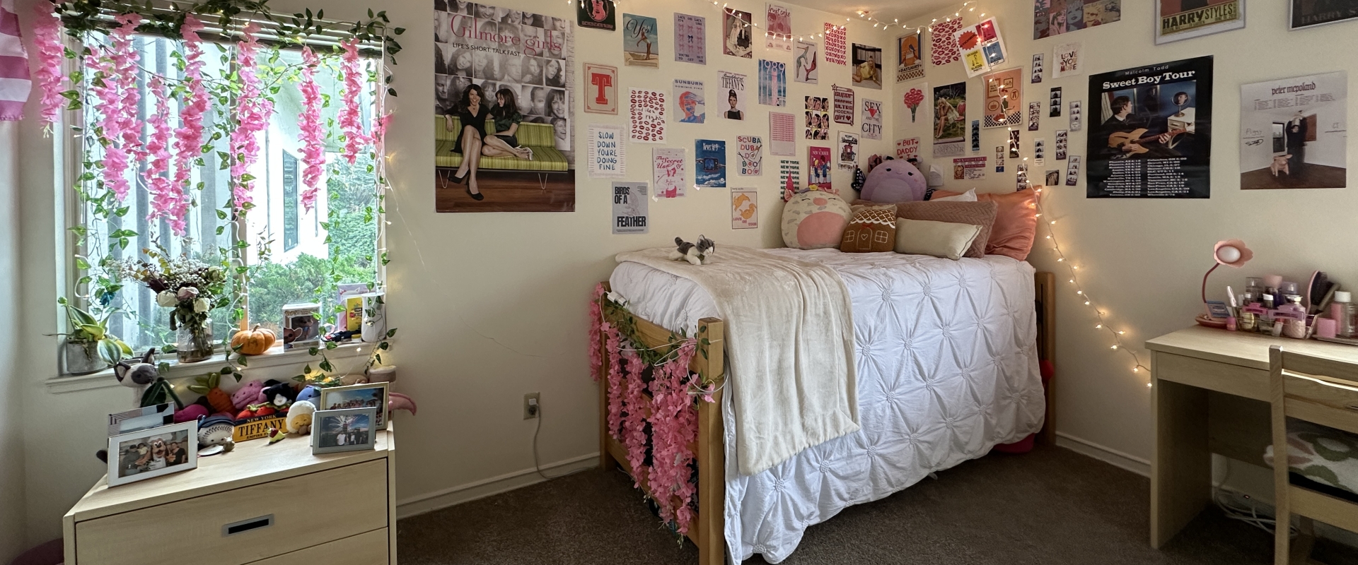 Student bedroom at University Park North