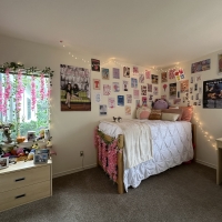 Student bedroom at University Park North