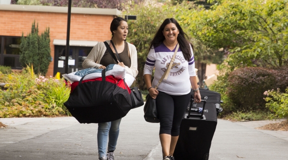 Students moving in